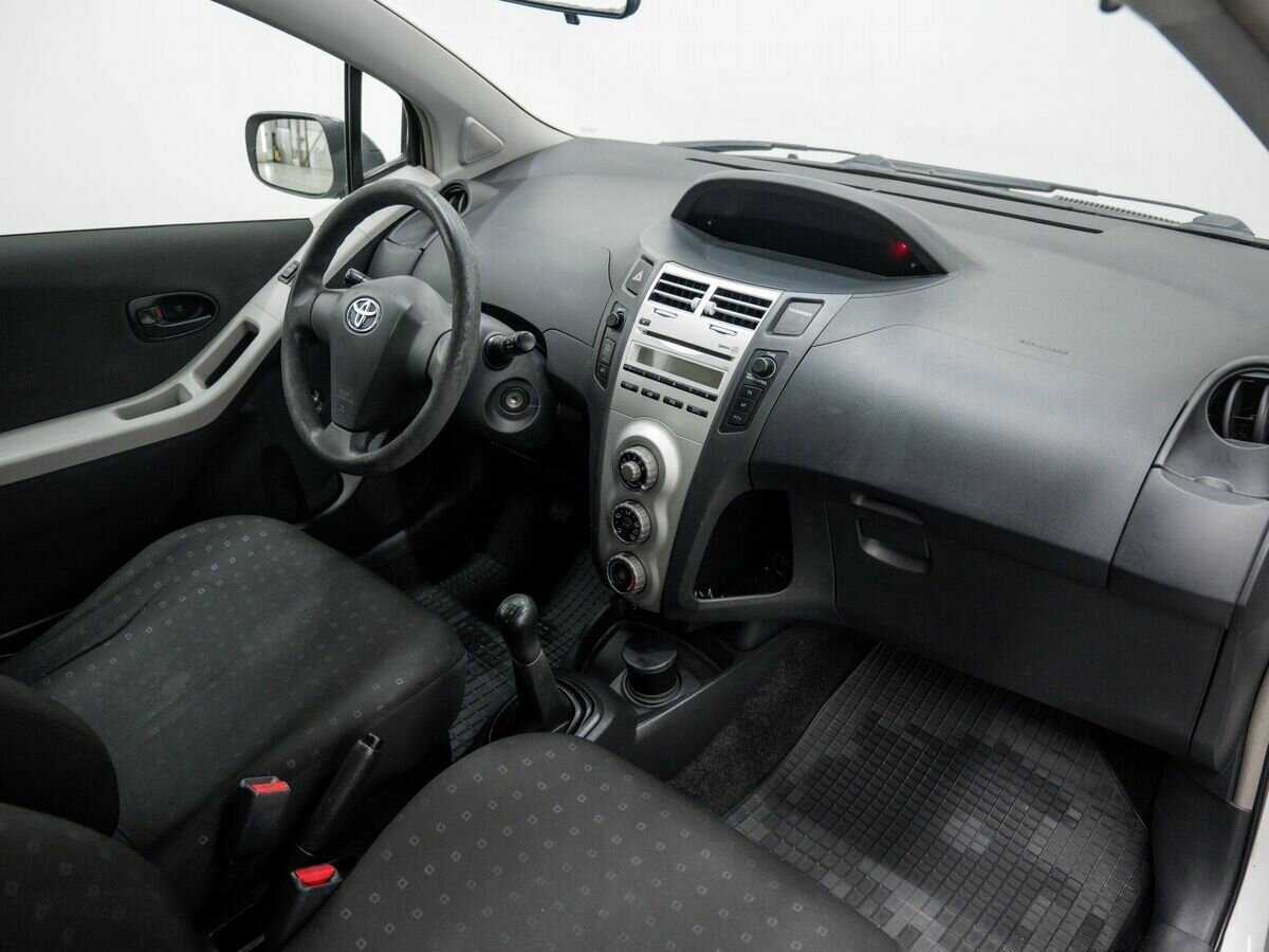 Купить Toyota Yaris, 2008, 200 000 км, фото №7