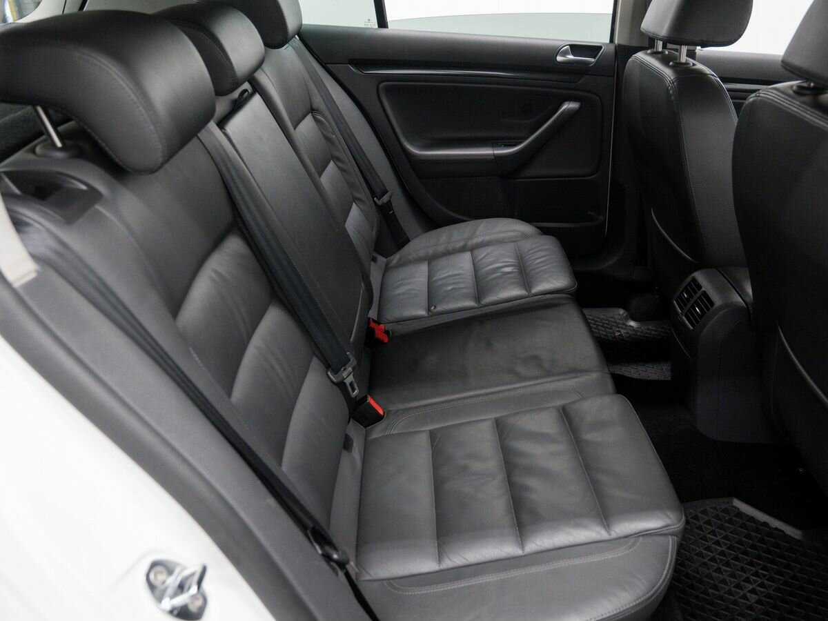 Купить Volkswagen Golf, 2008, 186 000 км, фото №9