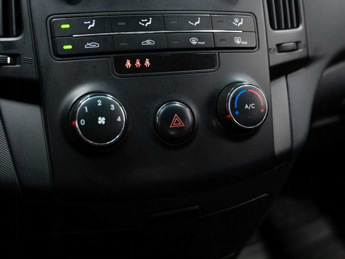 Купить Hyundai i30, 2010, 252 640 км, фото №18