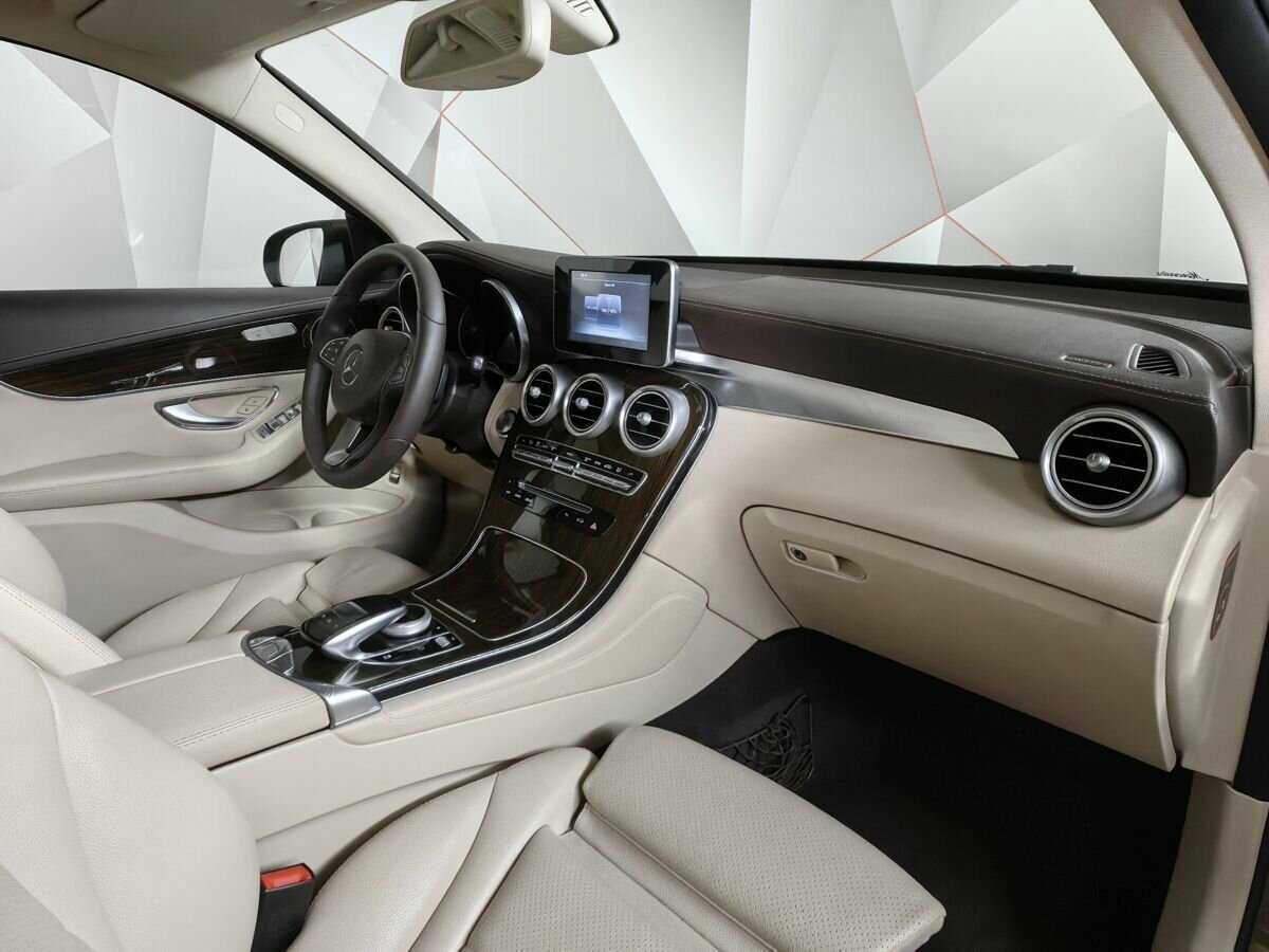 Купить Mercedes-Benz GLC 300, 2016, 135 198 км, фото №9