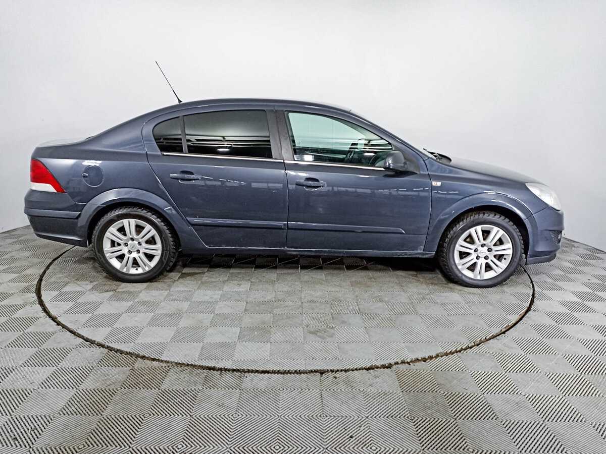 Купить Opel Astra, 2010, 67 783 км, фото №4