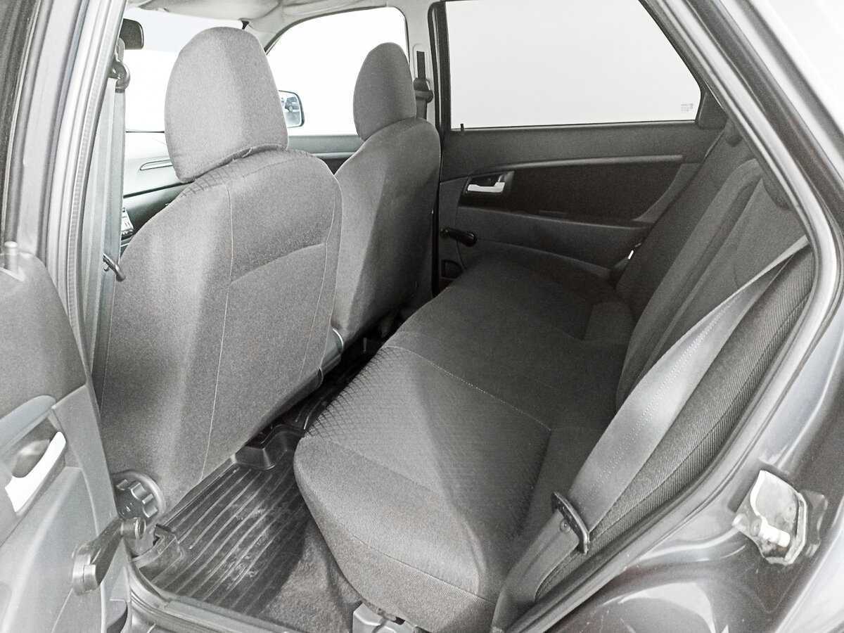 Купить Lada (ВАЗ) Priora, 2015, 273 146 км, фото №9