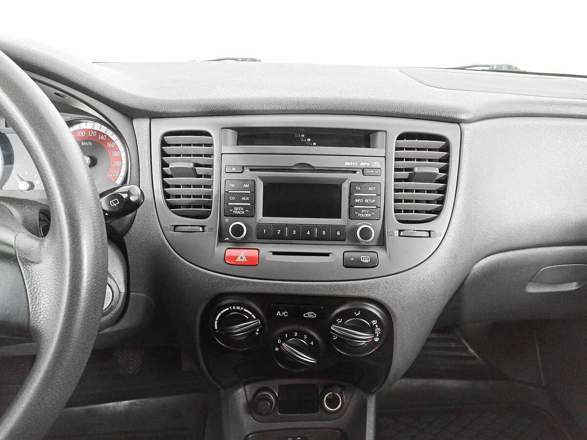 Купить Kia Rio, 2010, 123 358 км, фото №13