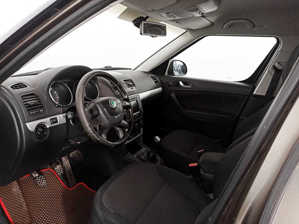 Купить Skoda Yeti, 2011, 265 499 км, фото №12