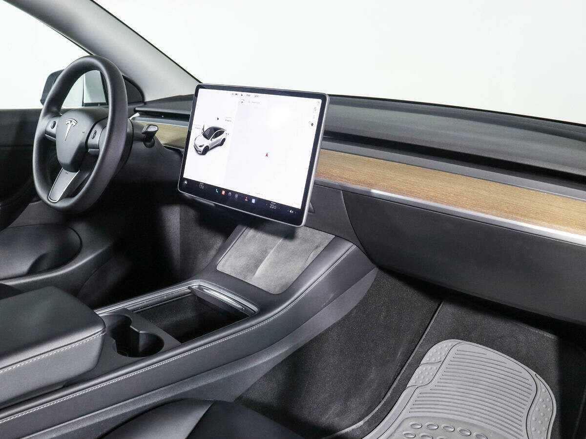 Купить Tesla Model Y Long Range Dual Motor, 2021, 49 294 км, фото №8
