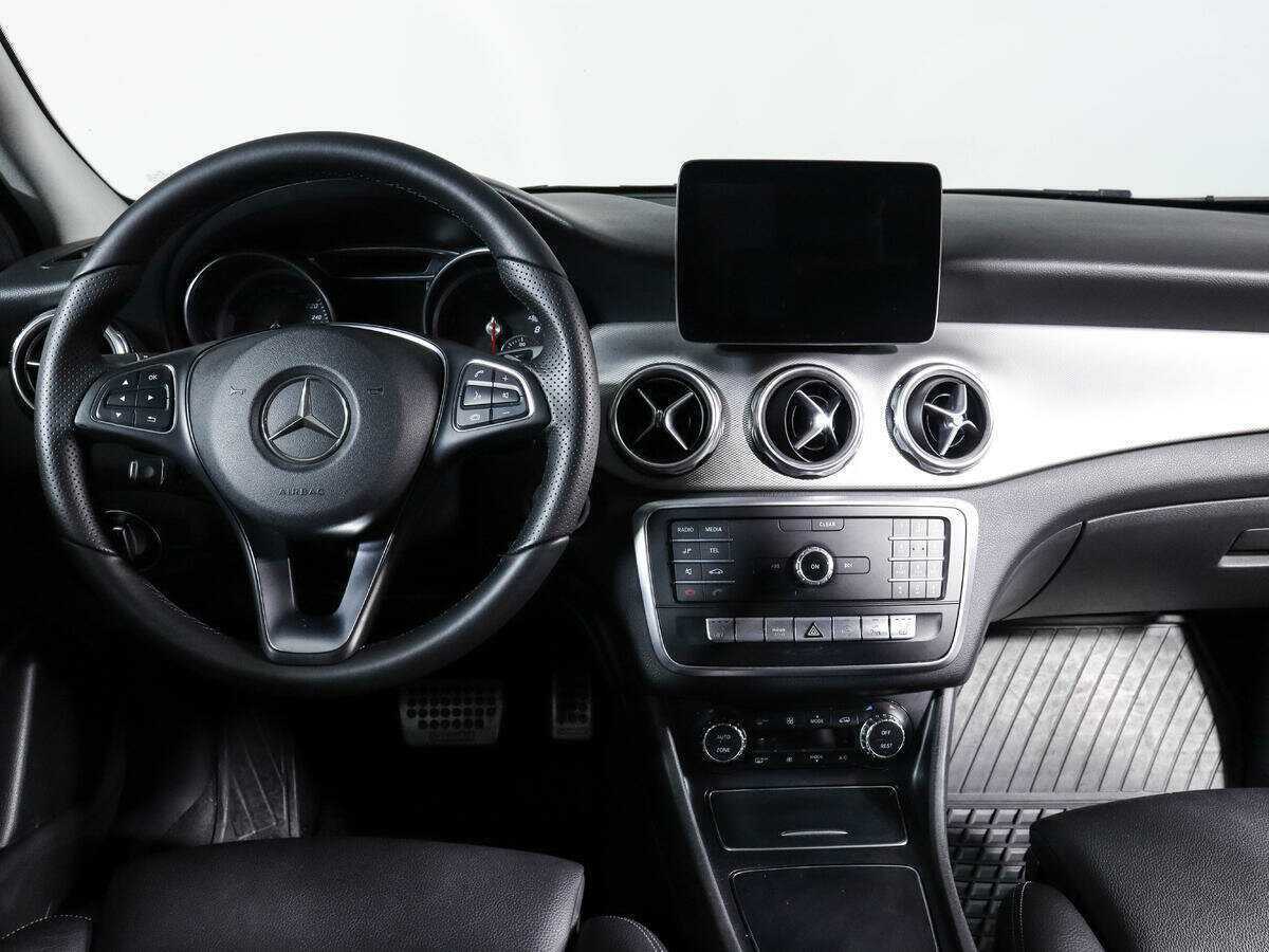 Купить Mercedes-Benz GLA 200, 2017, 103 000 км, фото №12