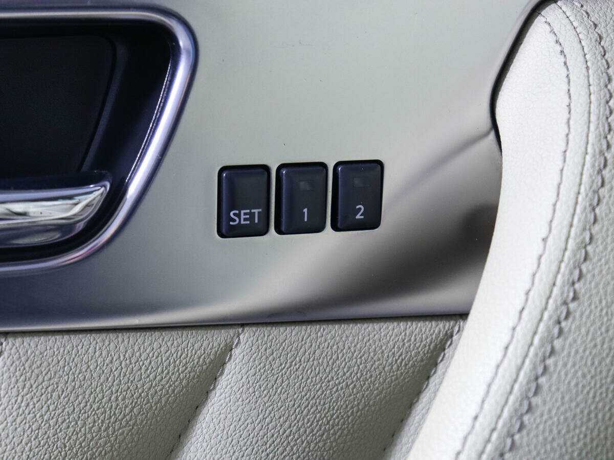 Купить Infiniti FX35, 2008, 169 419 км, фото №15