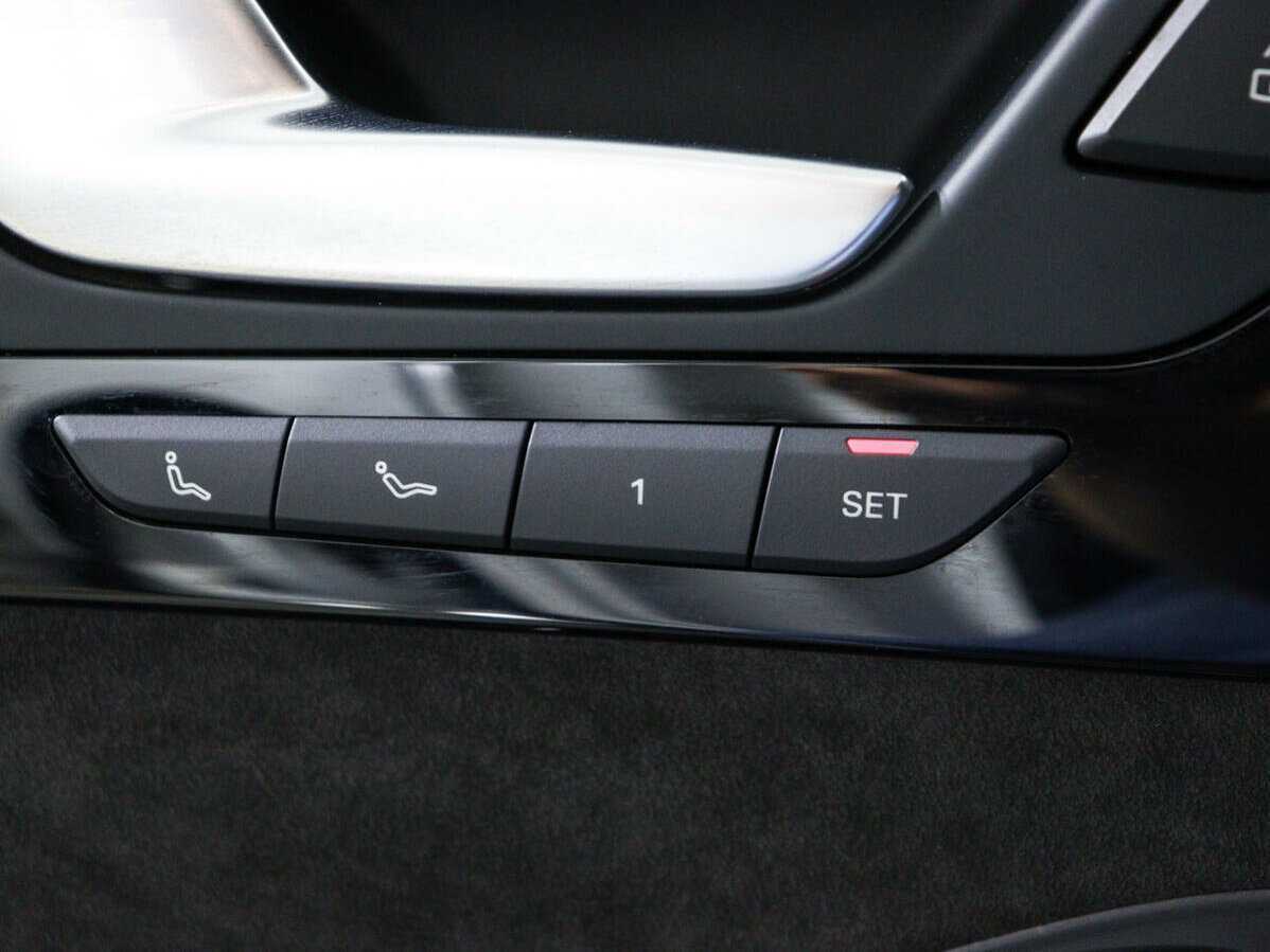 Купить Audi A8 Long, 2015, 108 955 км, фото №18