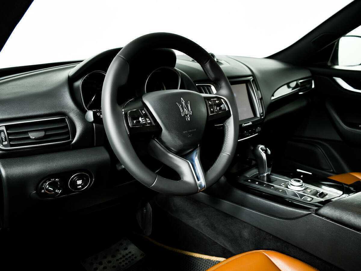 Купить Maserati Levante Diesel, 2018, 96 938 км, фото №11