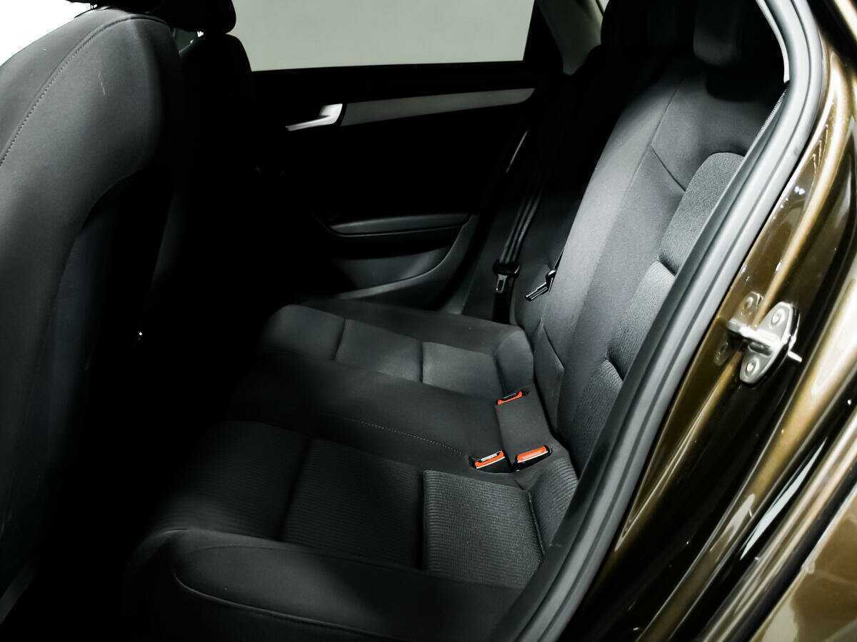 Купить Audi A4, 2013, 165 390 км, фото №10