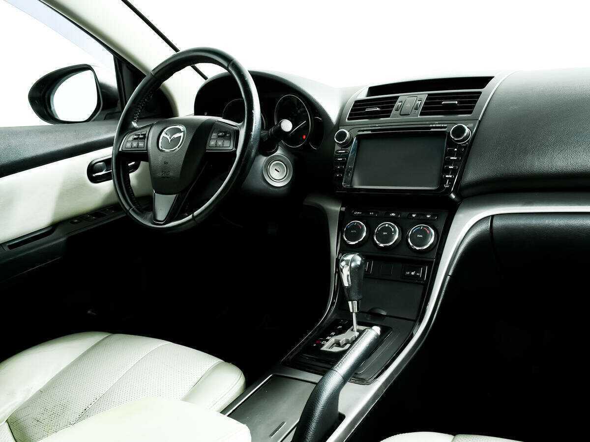 Купить Mazda 6, 2011, 219 432 км, фото №9