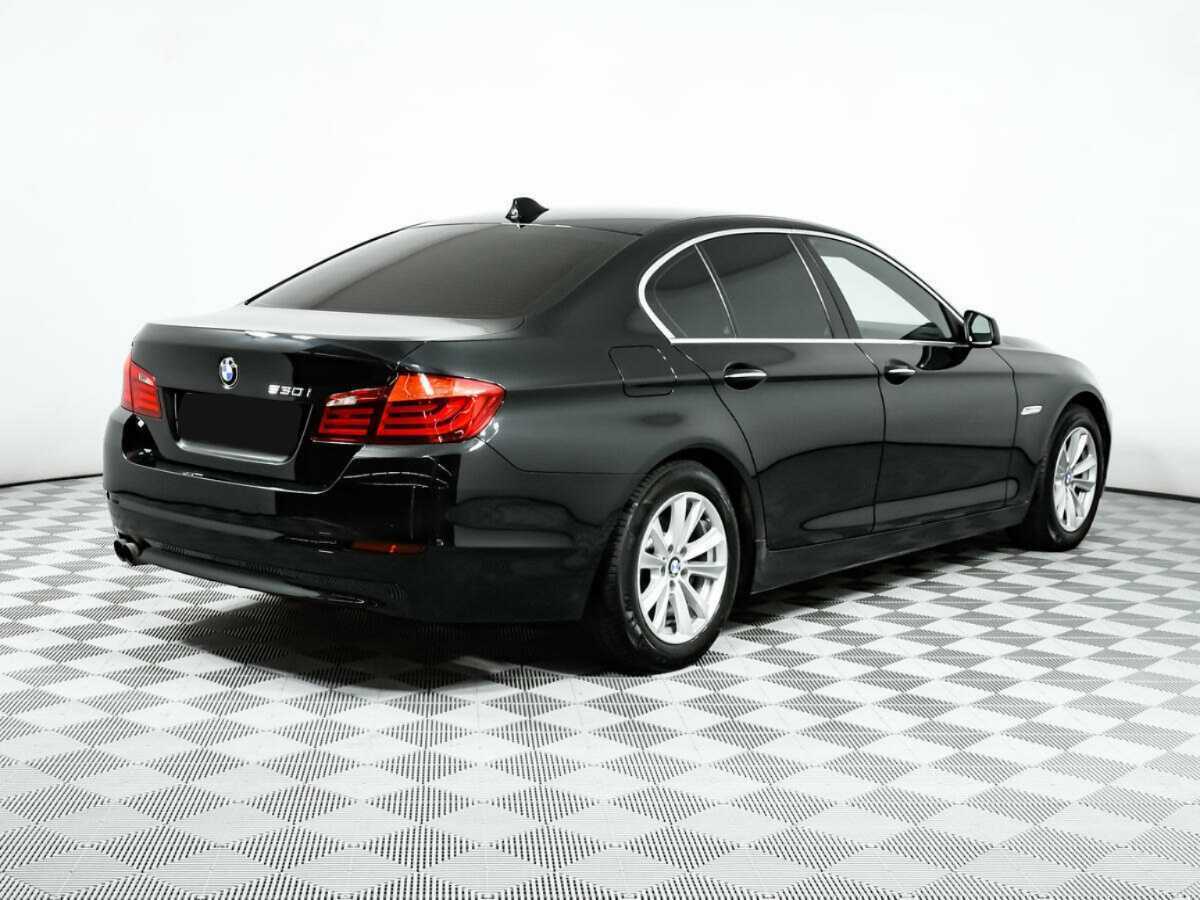 Купить BMW 5 серии 528i, 2010, 123 323 км, фото №5