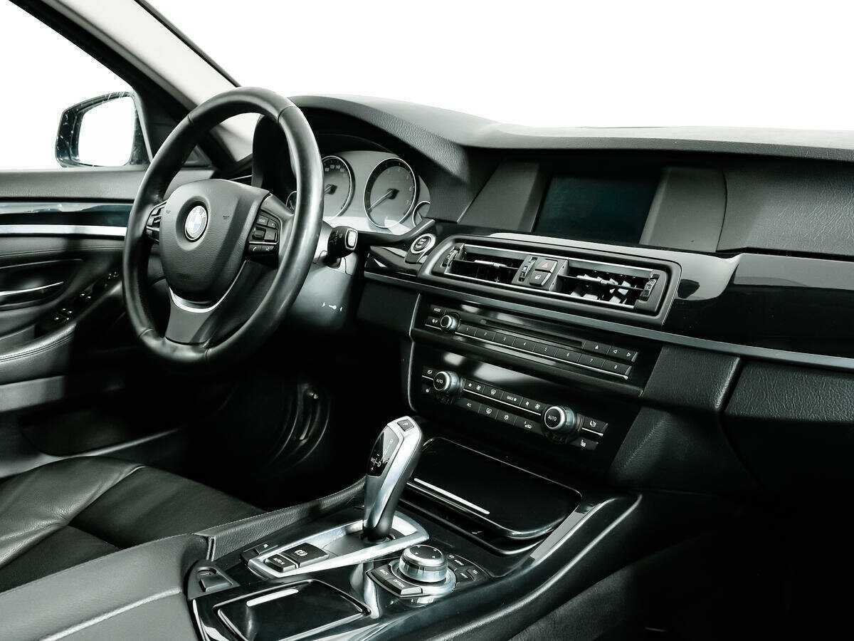Купить BMW 5 серии 528i, 2010, 123 323 км, фото №9