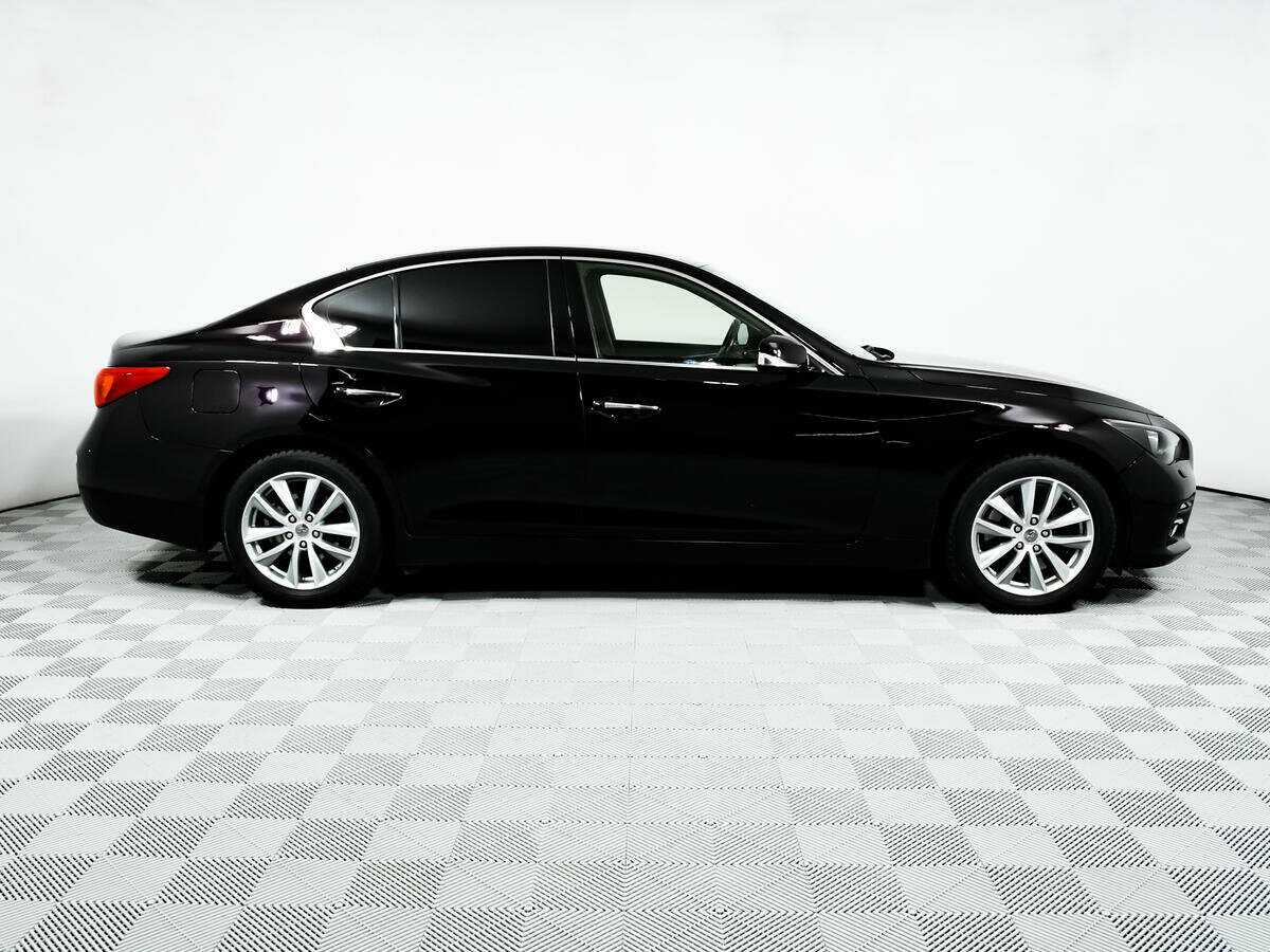 Купить Infiniti Q50, 2015, 123 553 км, фото №4