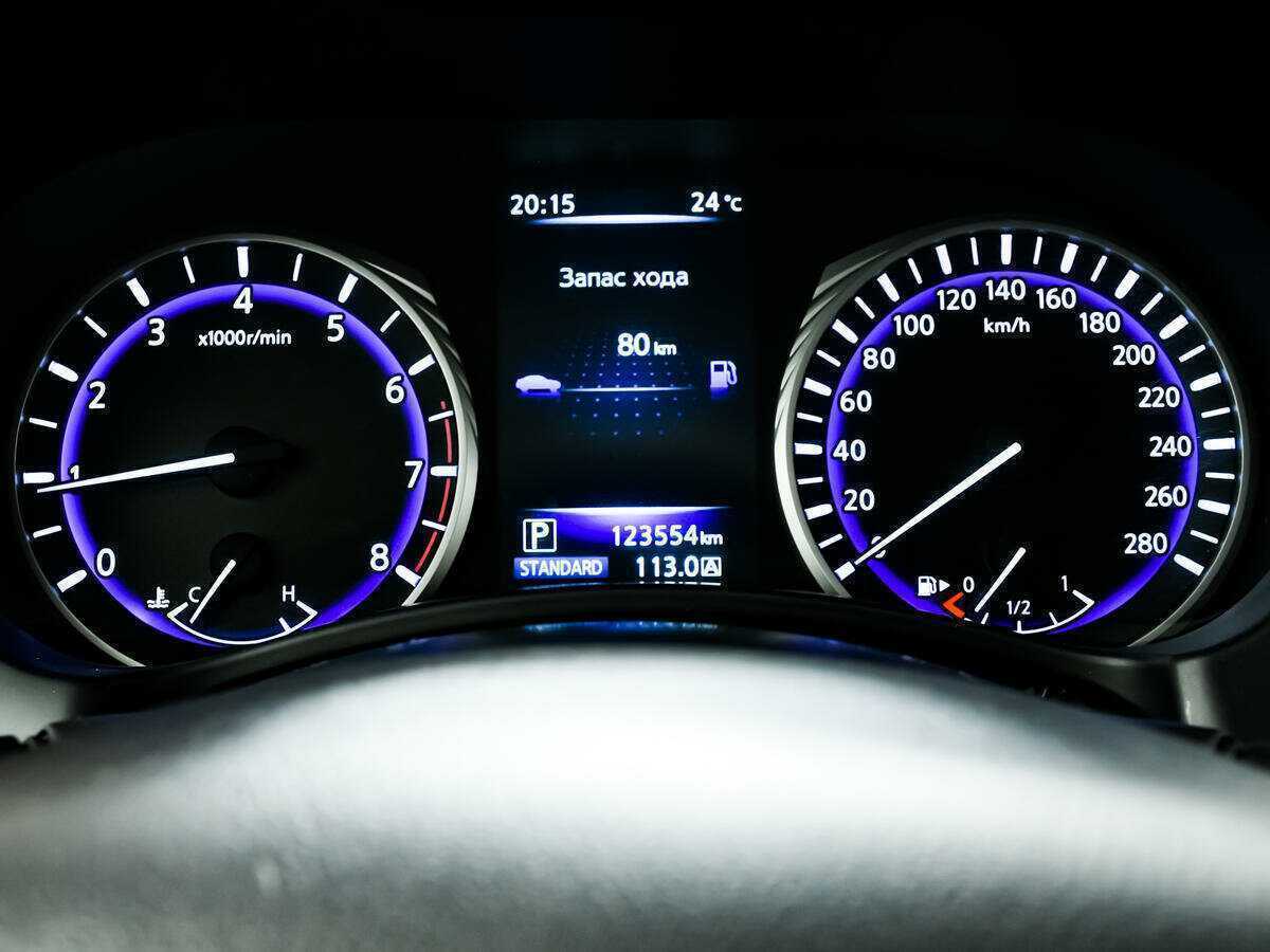 Купить Infiniti Q50, 2015, 123 553 км, фото №10