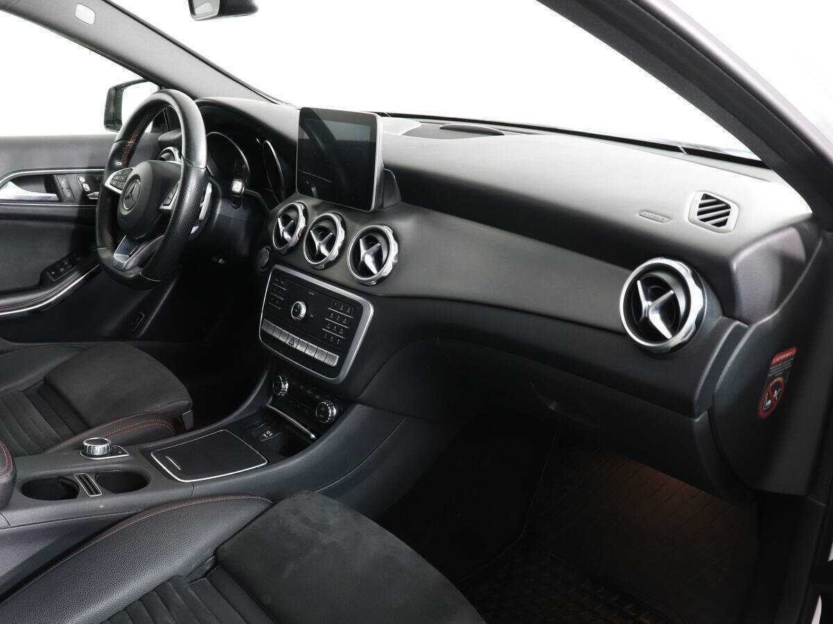 Купить Mercedes-Benz GLA 250, 2017, 104 905 км, фото №11