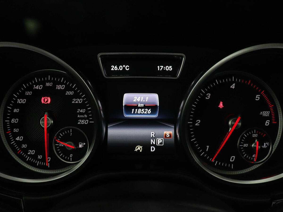 Купить Mercedes-Benz GLE 350 d, 2017, 118 519 км, фото №11