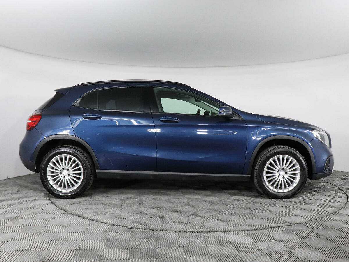 Купить Mercedes-Benz GLA 200, 2019, 125 146 км, фото №4