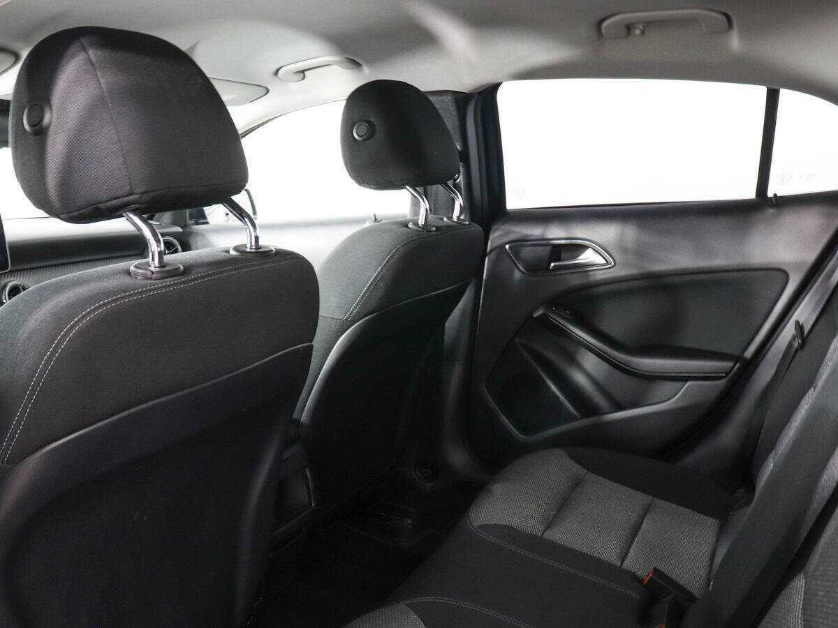 Купить Mercedes-Benz GLA 200, 2019, 125 146 км, фото №12