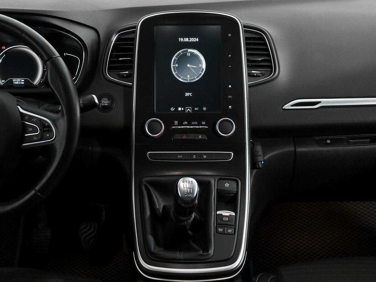 Купить Renault Scenic, 2017, 141 256 км, фото №14