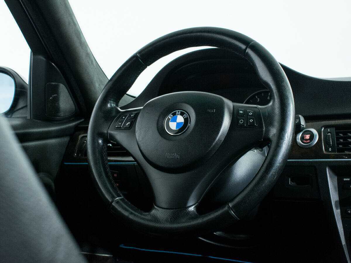 Купить BMW 3 серии 325i, 2005, 352 029 км, фото №14