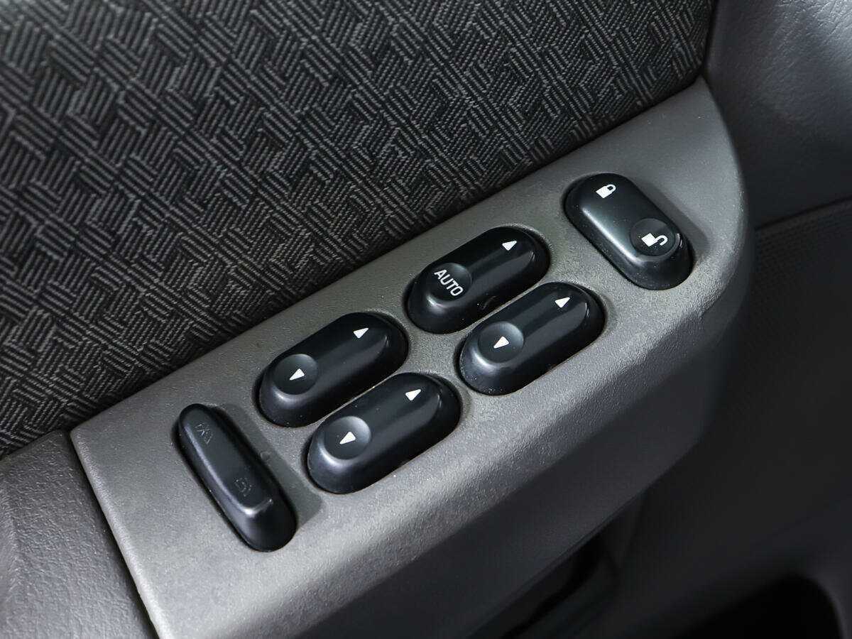 Купить Ford Explorer, 2002, 190 930 км, фото №17