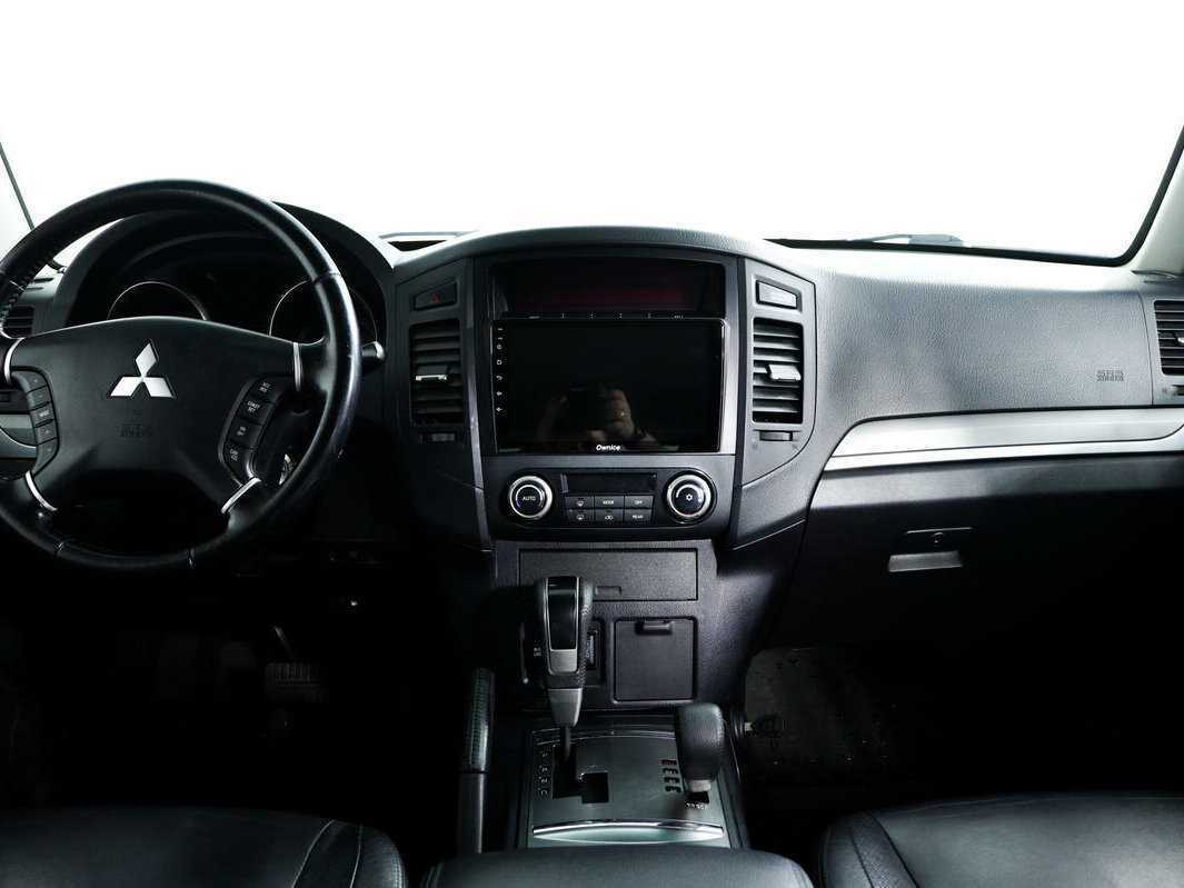 Купить Mitsubishi Pajero, 2011, 202 863 км, фото №9
