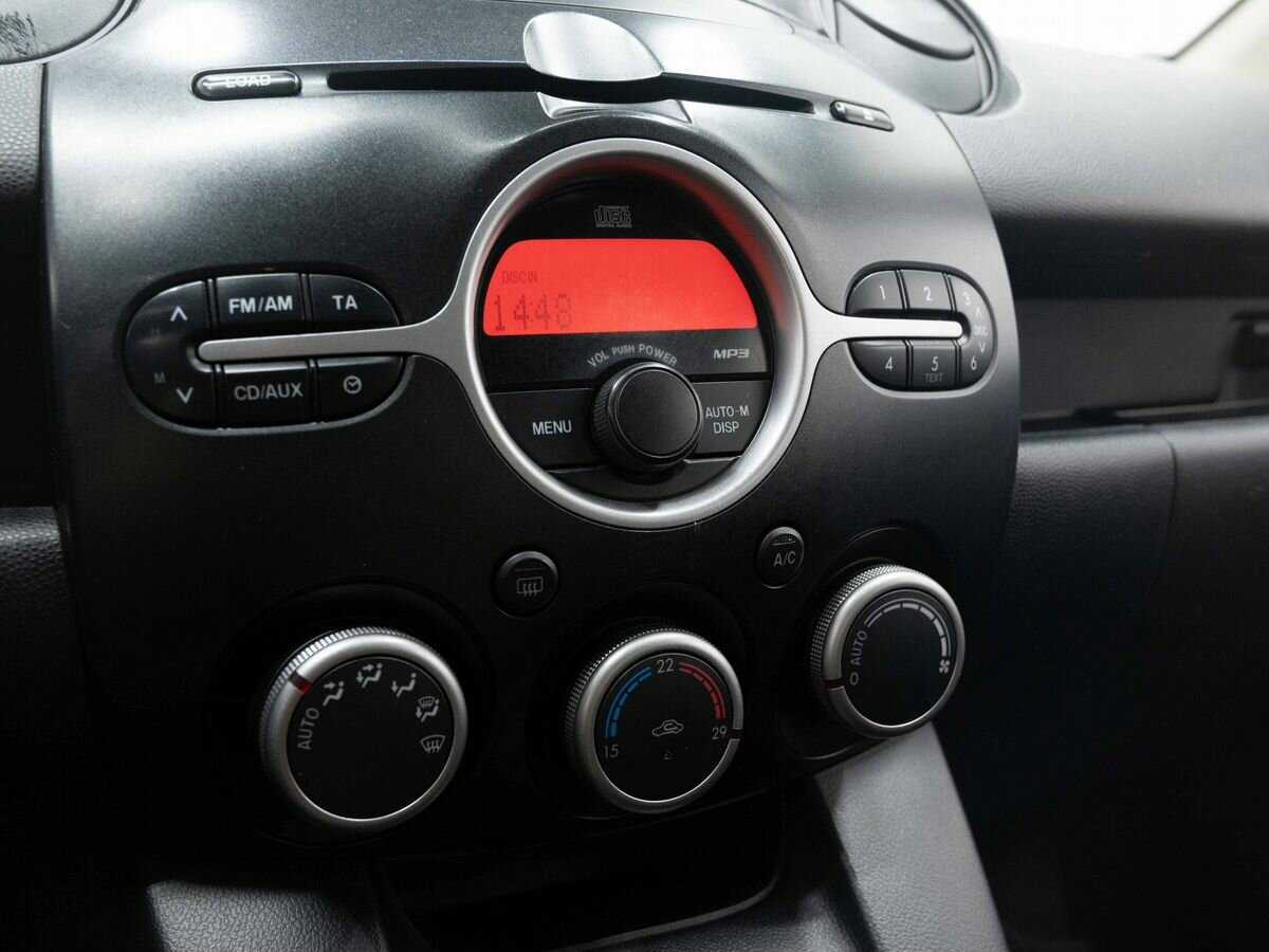 Купить Mazda 2, 2009, 225 000 км, фото №21