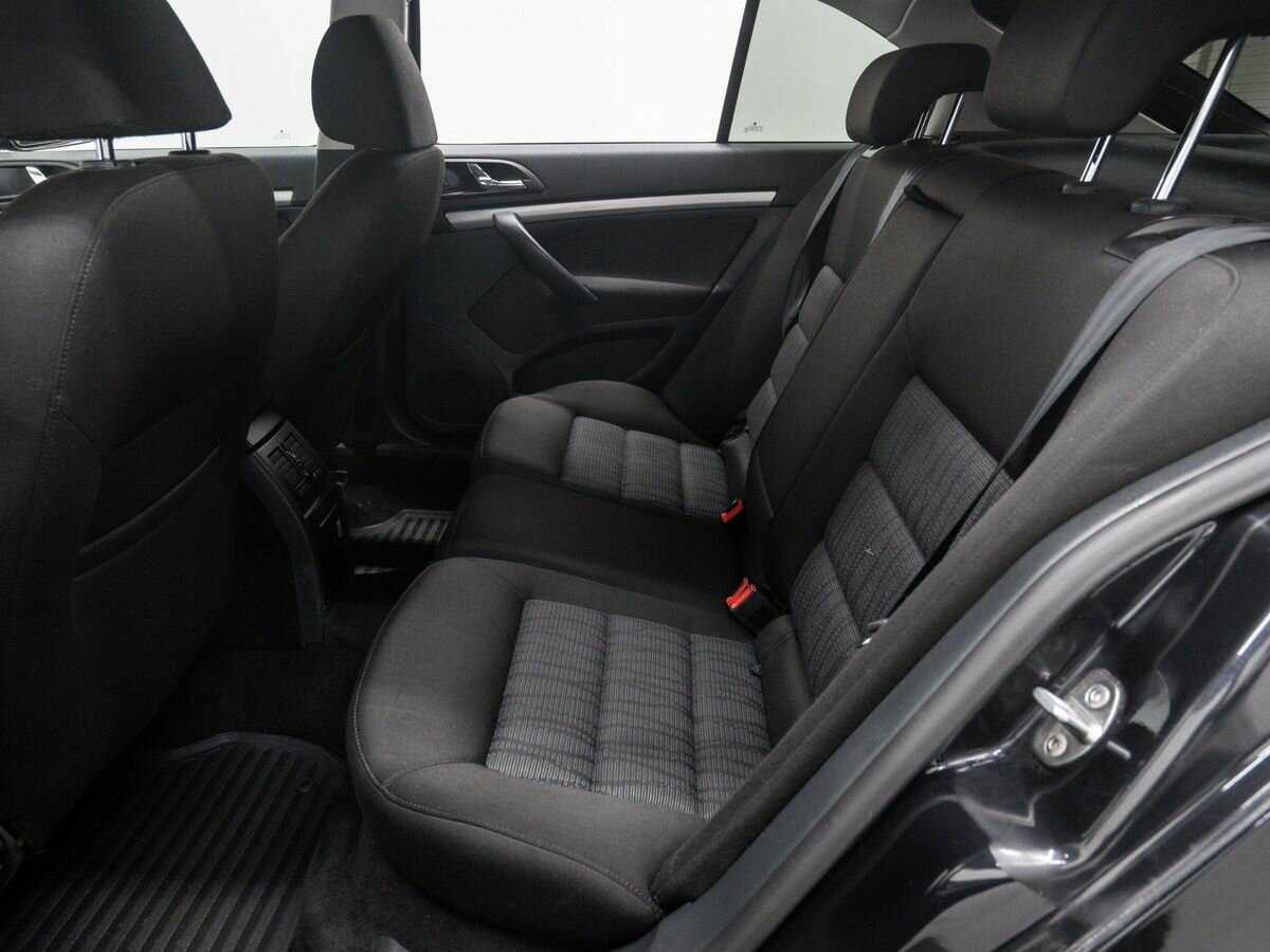 Купить Skoda Octavia, 2010, 224 650 км, фото №12