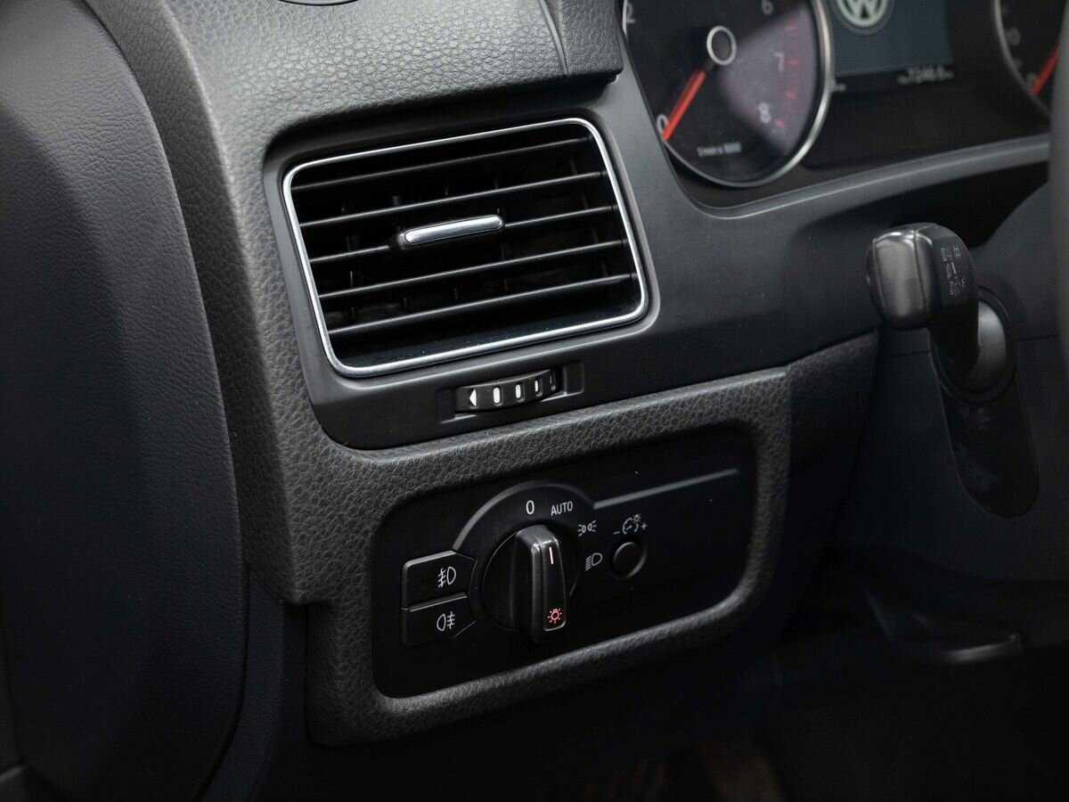 Купить Volkswagen Touareg, 2011, 199 705 км, фото №22