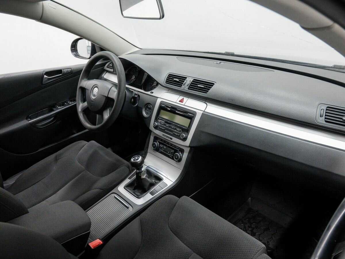 Купить Volkswagen Passat, 2010, 316 610 км, фото №7