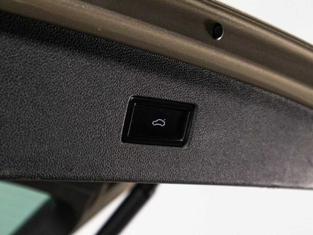 Купить Volkswagen Tiguan, 2017, 170 079 км, фото №15