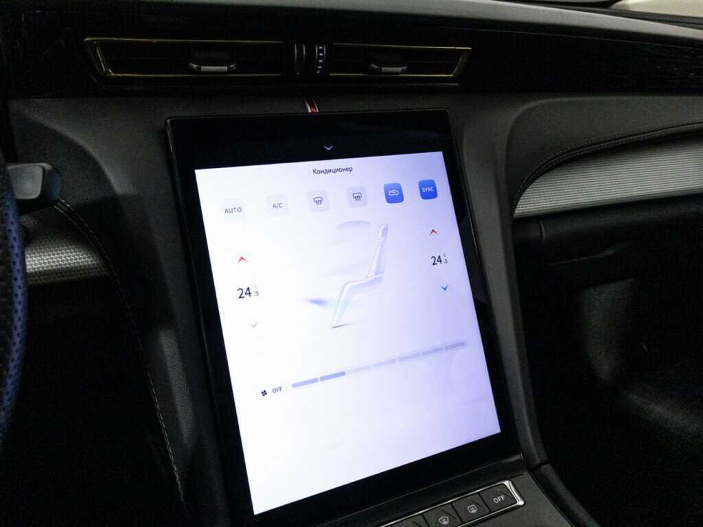 Купить Hongqi H5, 2023, 55 848 км, фото №17