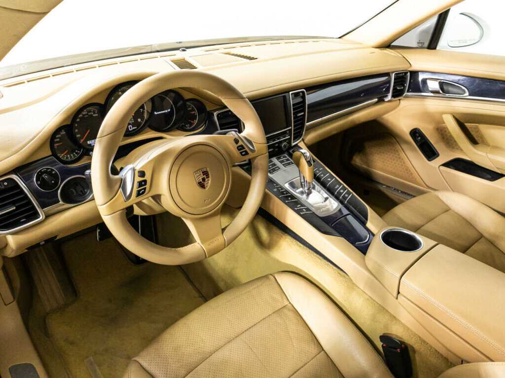 Купить Porsche Panamera 4, 2010, 166 804 км, фото №11