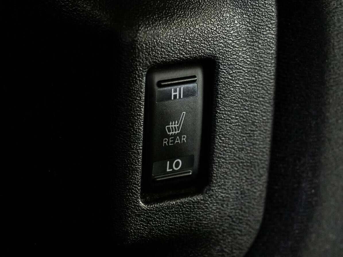 Купить Nissan Leaf, 2013, 107 948 км, фото №17