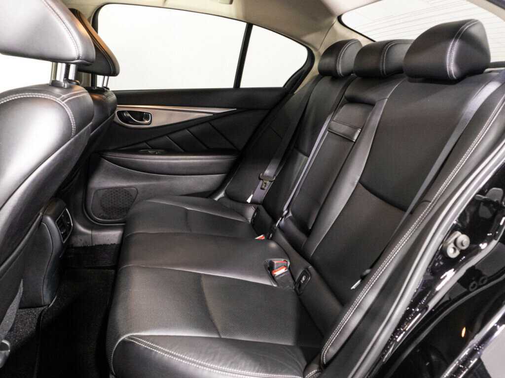 Купить Infiniti Q50, 2017, 116 412 км, фото №10