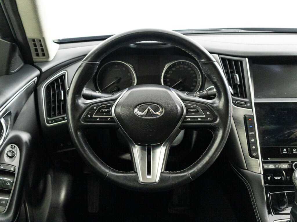 Купить Infiniti Q50, 2017, 116 412 км, фото №19