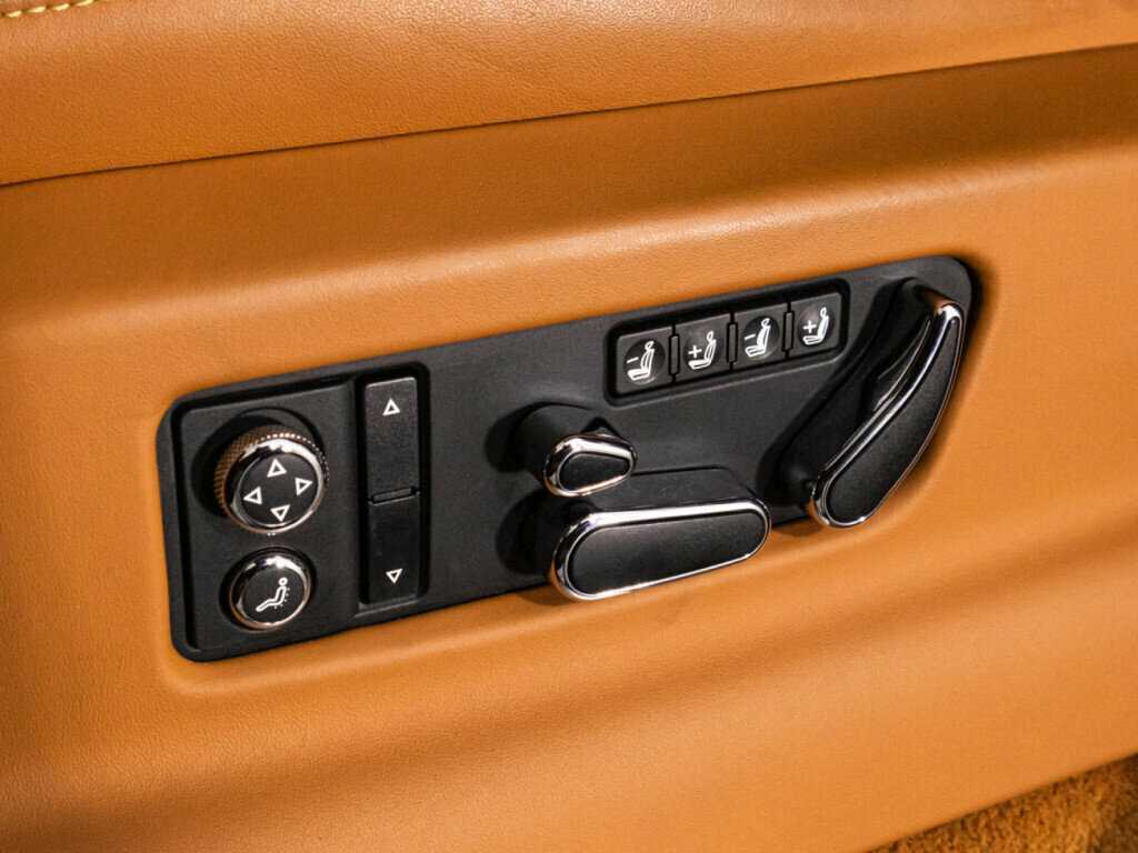 Купить Bentley Bentayga, 2019, 55 260 км, фото №25