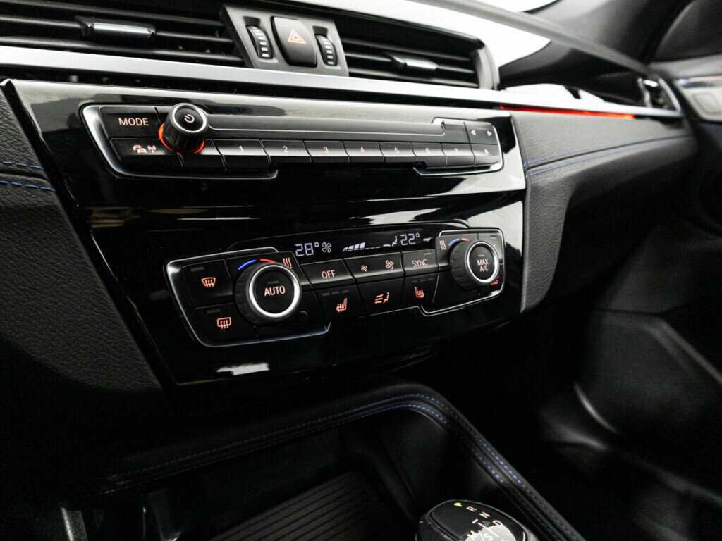 Купить BMW X1 18d xDrive, 2021, 103 074 км, фото №17