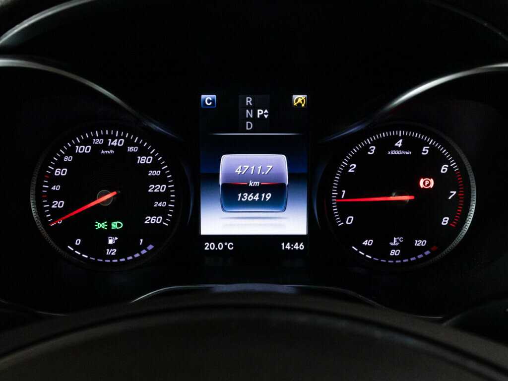 Купить Mercedes-Benz GLC 300, 2015, 136 418 км, фото №12