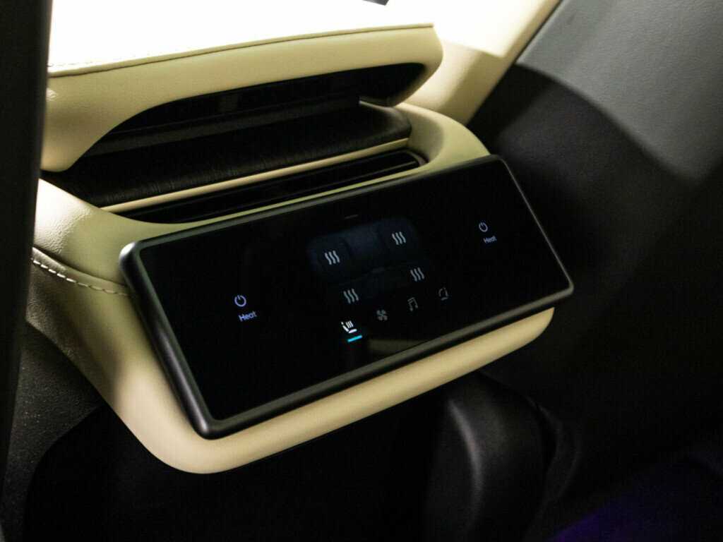 Купить Nio ES6 150 kWh, 2024, 2 950 км, фото №29