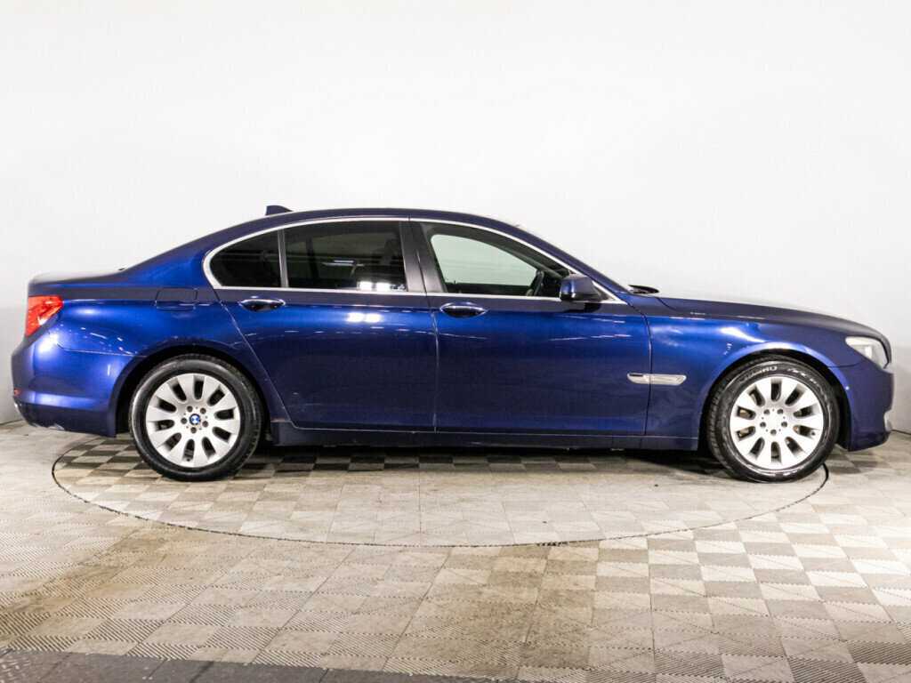 Купить BMW 7 серии 740i, 2012, 183 136 км, фото №4