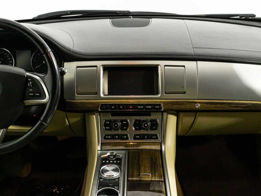 Купить Jaguar XF, 2011, 190 359 км, фото №14