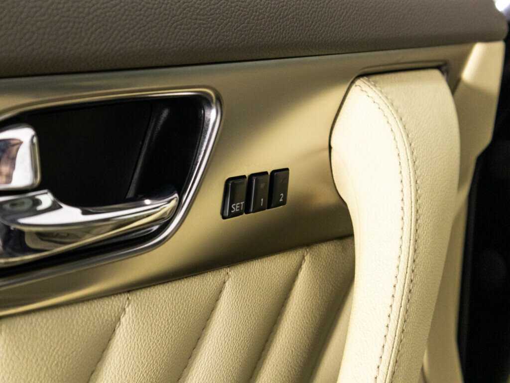 Купить Infiniti FX35, 2008, 305 173 км, фото №21