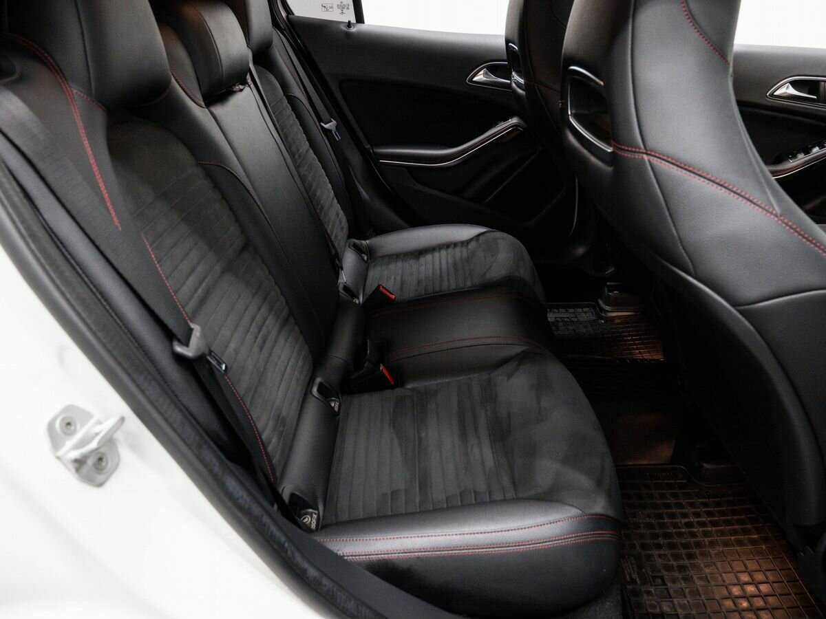 Купить Mercedes-Benz GLA 250, 2016, 112 406 км, фото №11