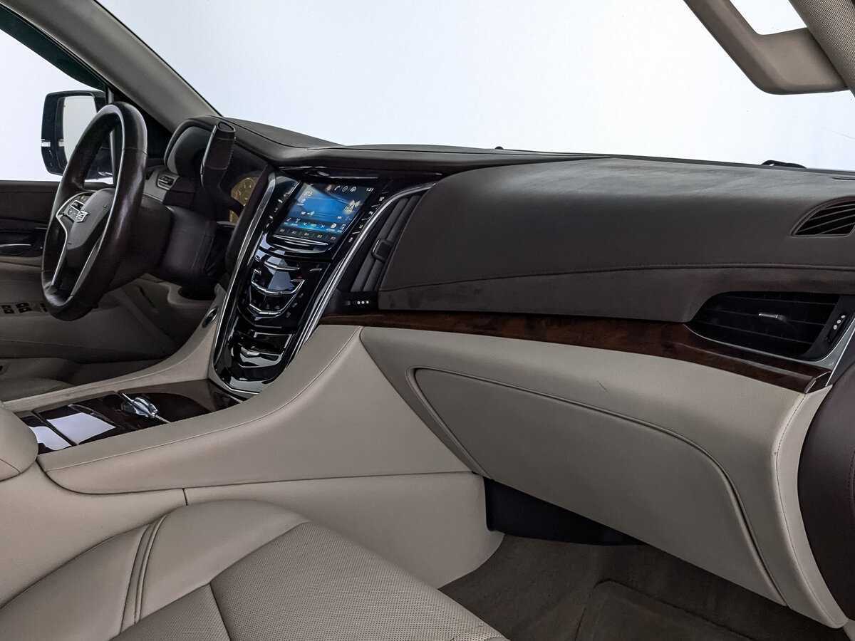 Купить Cadillac Escalade, 2015, 213 279 км, фото №13