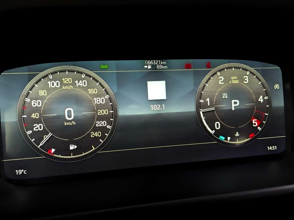 Купить Land Rover Defender 110, 2021, 66 300 км, фото №13