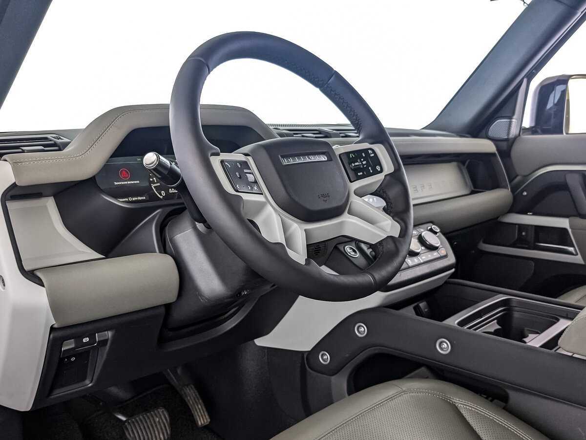 Купить Land Rover Defender 110, 2021, 61 005 км, фото №15