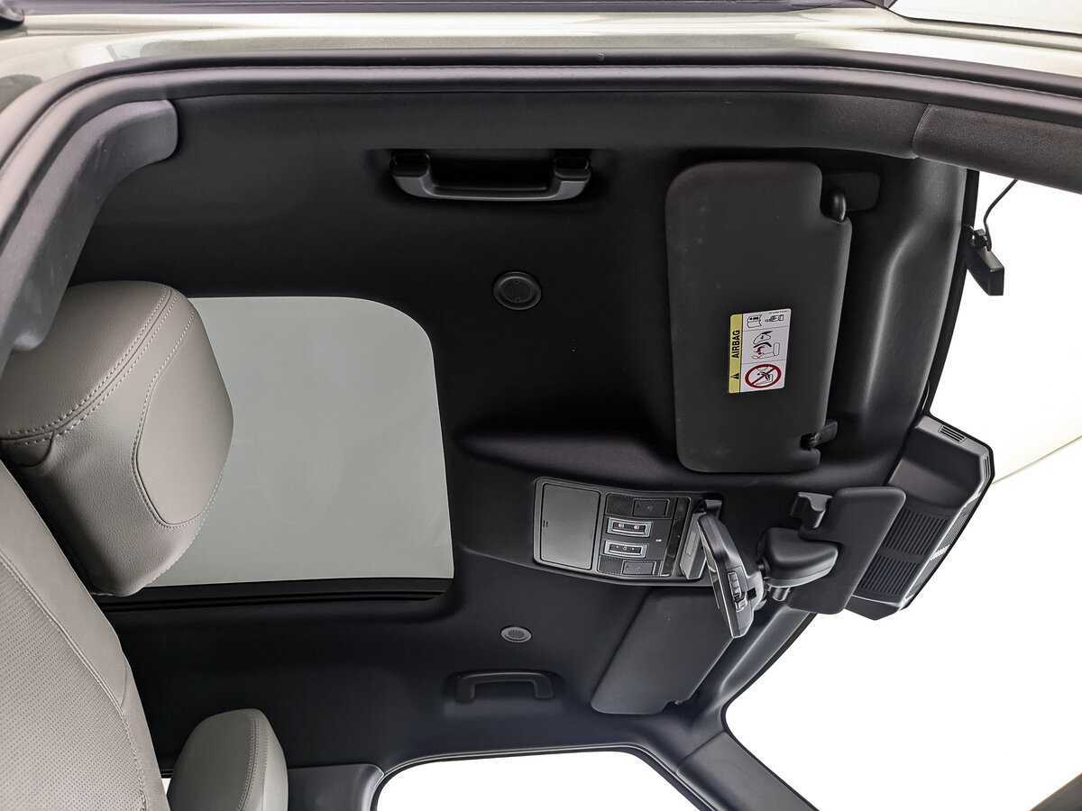 Купить Land Rover Defender 110, 2021, 61 005 км, фото №23