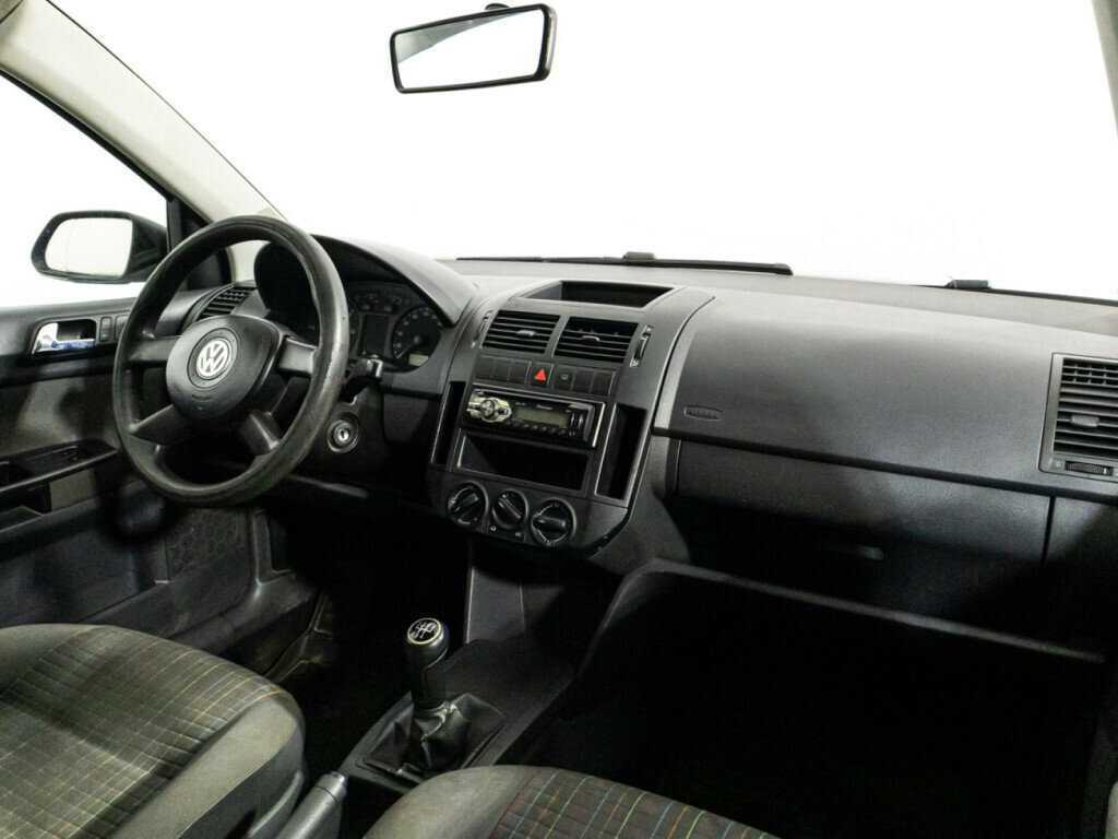 Купить Volkswagen Polo, 2006, 335 800 км, фото №9